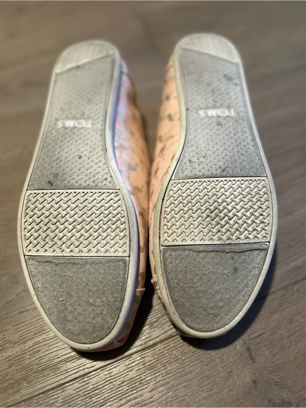 EUC Toms Flamingo Classics - Picture 12 of 14